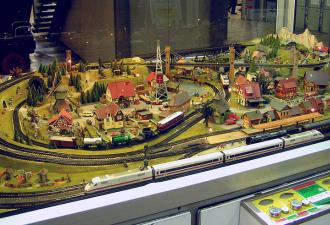 Как сделать макет железной дороги в миниатюре